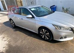 نیسان ئەلتیما